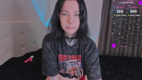 Vivi   online show from August 2, 2026, 5:11 pm