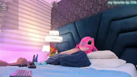 Snapshot of vivi_prinncess chatting on May 22, 2026, 12:18 am Viviana online show from May 22, 2026, 12:18 am