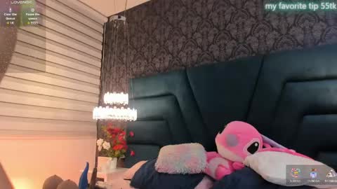 Snapshot of vivi_prinncess chatting on June 1, 2026, 11:39 pm Viviana online show from June 1, 2026, 11:39 pm
