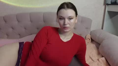 Snapshot of vivian_alison chatting on August 1, 2026, 6:40 pm vivian_alison online show from August 1, 2026, 6:40 pm