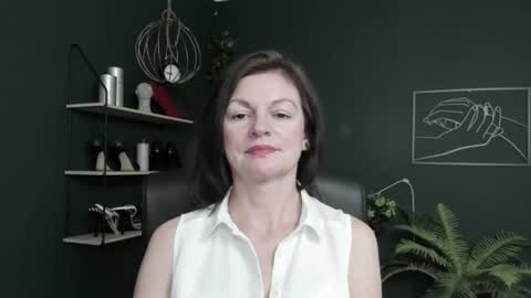 Vivian online show from June 25, 2026, 6:29 am