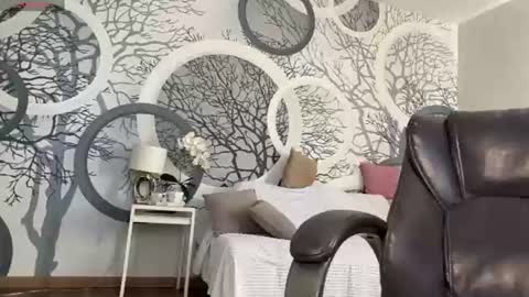 Snapshot of vivian_evans_ chatting on July 3, 2026, 12:50 am Vivian Evans online show from July 3, 2026, 12:50 am