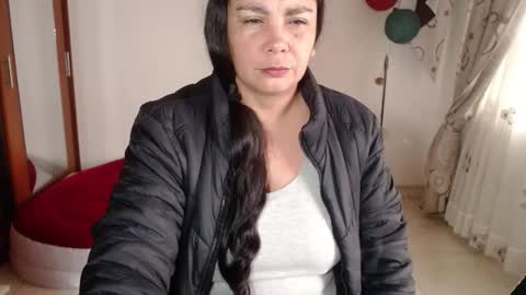 vivian_milf_paint online show from February 6, 2026, 11:57 am