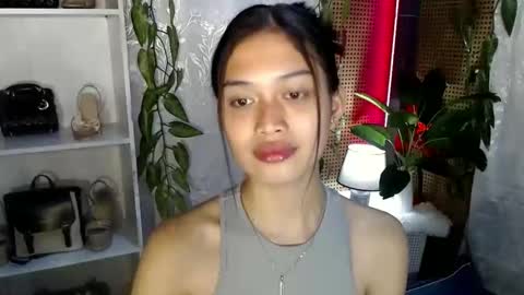 Vivian online show from January 12, 2025, 1:21 am