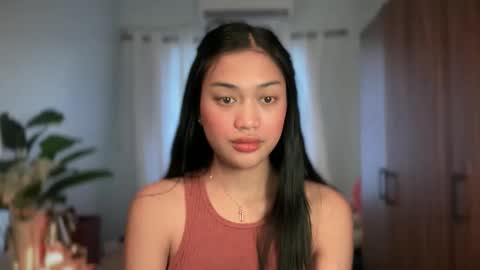 Vivian online show from April 28, 2026, 2:38 am