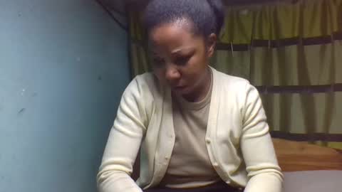 viviane0812 online show from September 9, 2025, 10:42 pm