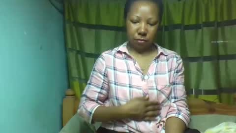 viviane0812 online show from September 29, 2025, 12:43 pm