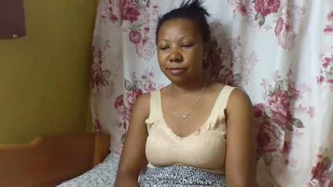 viviane0812 online show from March 12, 2026, 4:57 pm