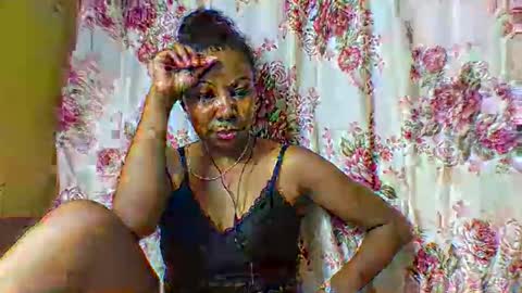 viviane0812 online show from March 17, 2026, 6:44 pm