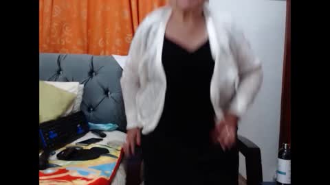 Snapshot of viviannajhonson chatting on October 5, 2025, 10:51 pm ViviannaJhonson online show from October 5, 2025, 10:51 pm