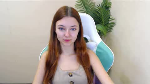 Vivien online show from December 13, 2024, 6:59 pm