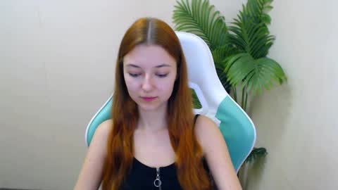 Vivien online show from January 28, 2025, 3:35 pm