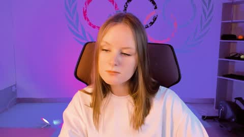 Snapshot of vivienleeigh chatting on December 25, 2024, 4:11 pm Vivien online show from December 25, 2024, 4:11 pm