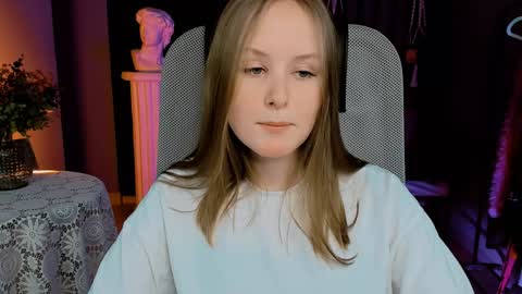 Snapshot of vivienleeigh chatting on January 10, 2025, 7:21 pm Vivien online show from January 10, 2025, 7:21 pm