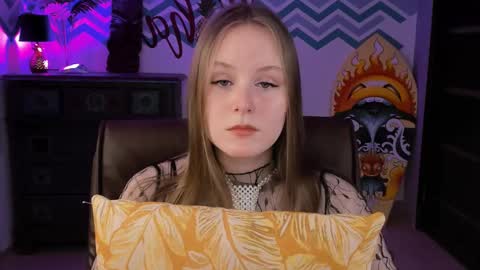 Snapshot of vivienleeigh chatting on March 2, 2025, 9:10 am Vivien online show from March 2, 2025, 9:10 am