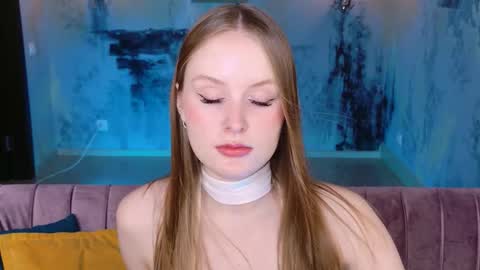 Snapshot of vivienleeigh chatting on November 5, 2025, 1:22 pm Vivien online show from November 5, 2025, 1:22 pm