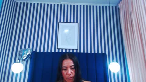Snapshot of viviennerosette chatting on January 7, 2026, 1:13 pm Vivian online show from January 7, 2026, 1:13 pm