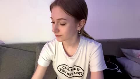 Kristy online show from April 19, 2026, 6:10 pm