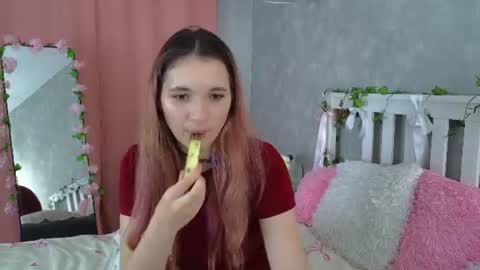 vivyboo111 online show from July 30, 2026, 7:46 pm