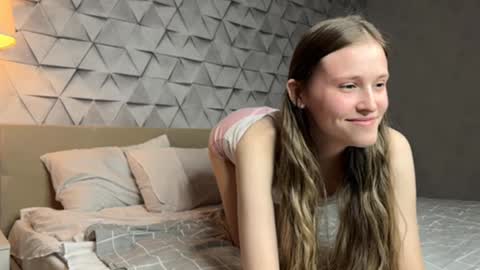 Snapshot of vixcx_ chatting on September 18, 2025, 2:13 am vixcx_ online show from September 18, 2025, 2:13 am