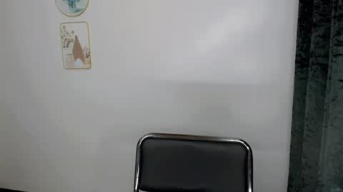 vixen online show from June 29, 2026, 6:08 am