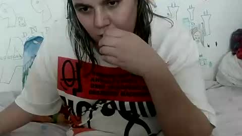 Snapshot of vixenbya chatting on December 22, 2024, 11:22 am vixenbya online show from December 22, 2024, 11:22 am