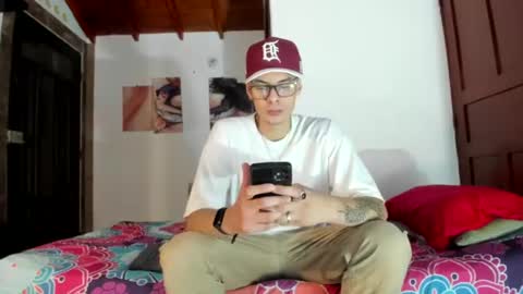 Snapshot of vlad__night chatting on June 15, 2026, 3:53 am Vlad online show from June 15, 2026, 3:53 am