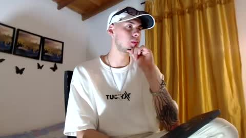 Snapshot of vlad__night chatting on July 17, 2026, 8:03 pm Vlad online show from July 17, 2026, 8:03 pm