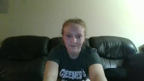 Snapshot of vladandval25 chatting on February 27, 2025, 11:52 am vladandval25 online show from February 27, 2025, 11:52 am