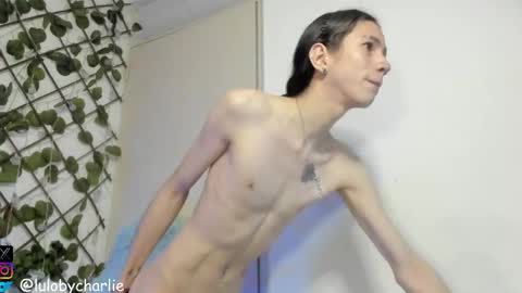 Snapshot of vodkadelulo_ chatting on October 1, 2025, 3:51 pm vodkadelulo online show from October 1, 2025, 3:51 pm