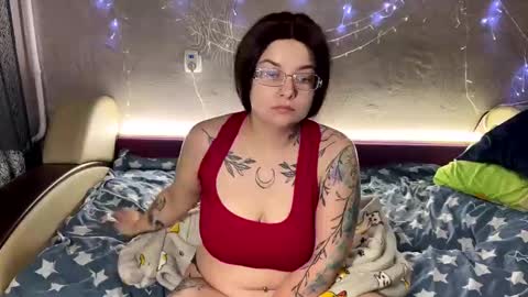 Volshebnik1302 online show from February 1, 2025, 5:37 pm