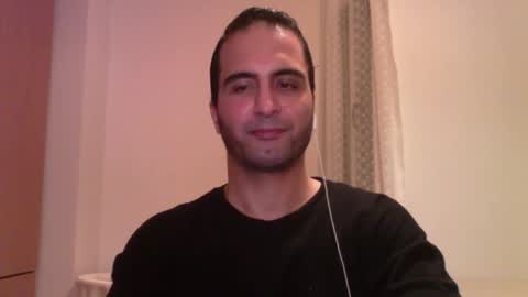 Snapshot of volve5 chatting on February 17, 2025, 10:36 pm volve5 online show from February 17, 2025, 10:36 pm