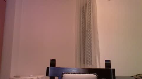 Snapshot of volve5 chatting on December 22, 2025, 9:01 pm volve5 online show from December 22, 2025, 9:01 pm