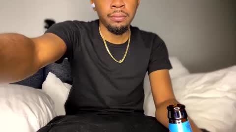 voodoodxck online show from January 25, 2025, 3:40 am