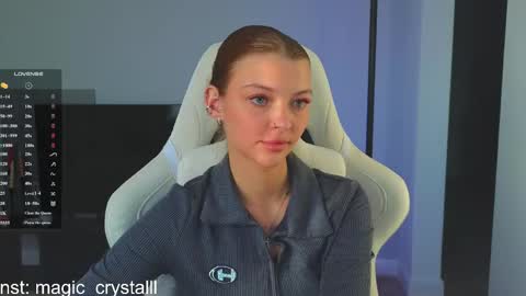 Snapshot of vopooo chatting on June 4, 2026, 12:44 pm Aliceinst magic crystalll online show from June 4, 2026, 12:44 pm
