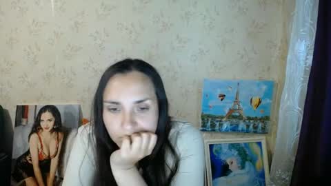 voulezvous_angel online show from May 29, 2026, 5:05 am