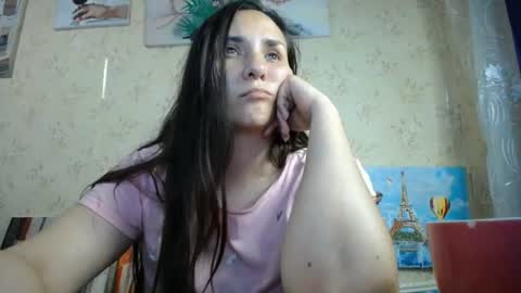 voulezvous_angel online show from June 8, 2026, 4:18 pm