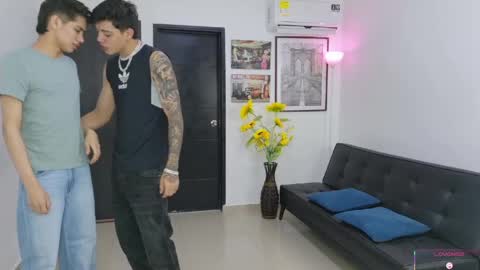 voyeurism_guys online show from April 27, 2026, 11:14 pm