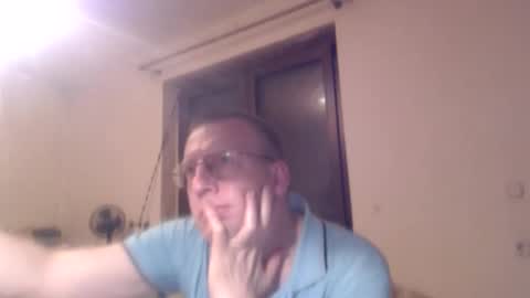vthomasp719 online show from April 1, 2026, 6:38 pm
