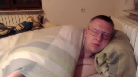 vthomasp719 online show from April 29, 2026, 6:17 am