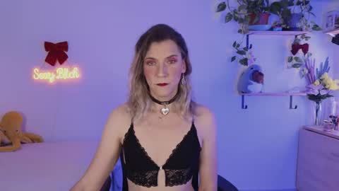 Vikky online show from May 2, 2026, 8:25 pm