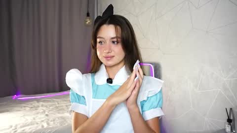 Snapshot of vvilly_wonka chatting on September 11, 2025, 2:00 am Ethal - thank you for thumb up online show from September 11, 2025, 2:00 am