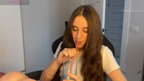 Arina online show from July 22, 2026, 8:28 am