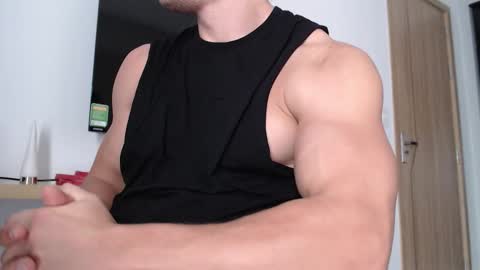 Snapshot of w_witcher chatting on December 18, 2025, 4:40 am w_witcher online show from December 18, 2025, 4:40 am