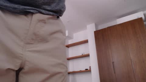 Snapshot of w_witcher chatting on March 21, 2026, 4:17 am w_witcher online show from March 21, 2026, 4:17 am