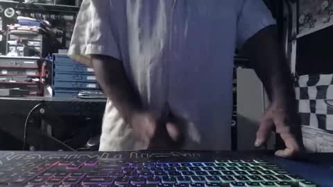 Snapshot of wakesblowinclouds chatting on March 27, 2026, 6:08 am wakesblowinclouds online show from March 27, 2026, 6:08 am