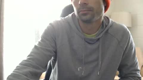 Snapshot of waketomyd chatting on November 28, 2025, 7:27 pm WakeToMyD online show from November 28, 2025, 7:27 pm