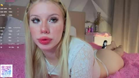  Lina online show from April 24, 2026, 6:43 pm