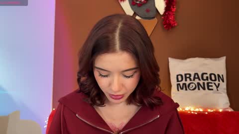 Mia online show from January 7, 2025, 6:35 pm