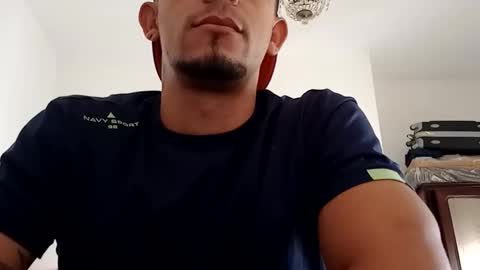 ghhhgh online show from October 17, 2025, 11:46 am